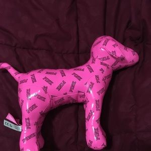 One large vs pink Pink dog